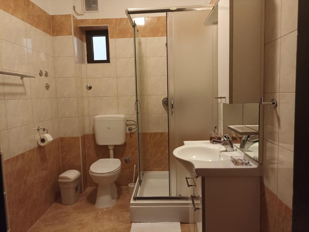 Apartments Ivo Pag Town Εξωτερικό φωτογραφία